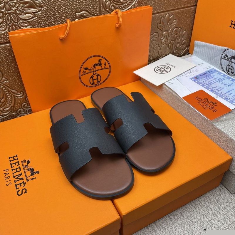 H**mes slippers